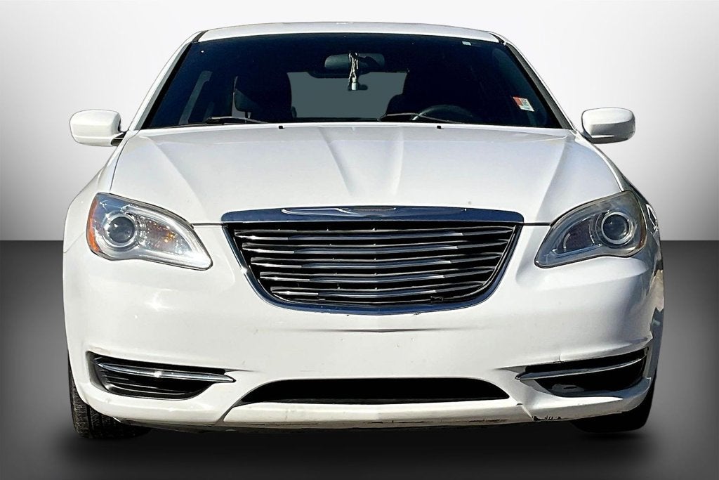 2013 Chrysler 200 LX