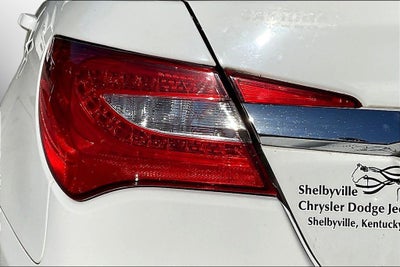2013 Chrysler 200 LX