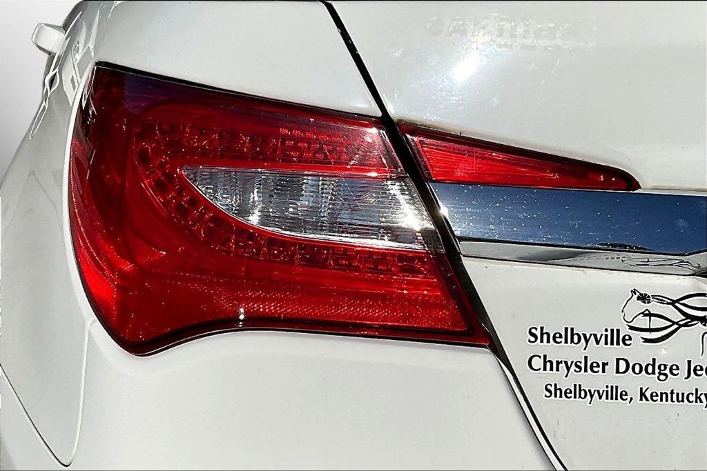 2013 Chrysler 200 LX