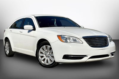 2013 Chrysler 200 LX