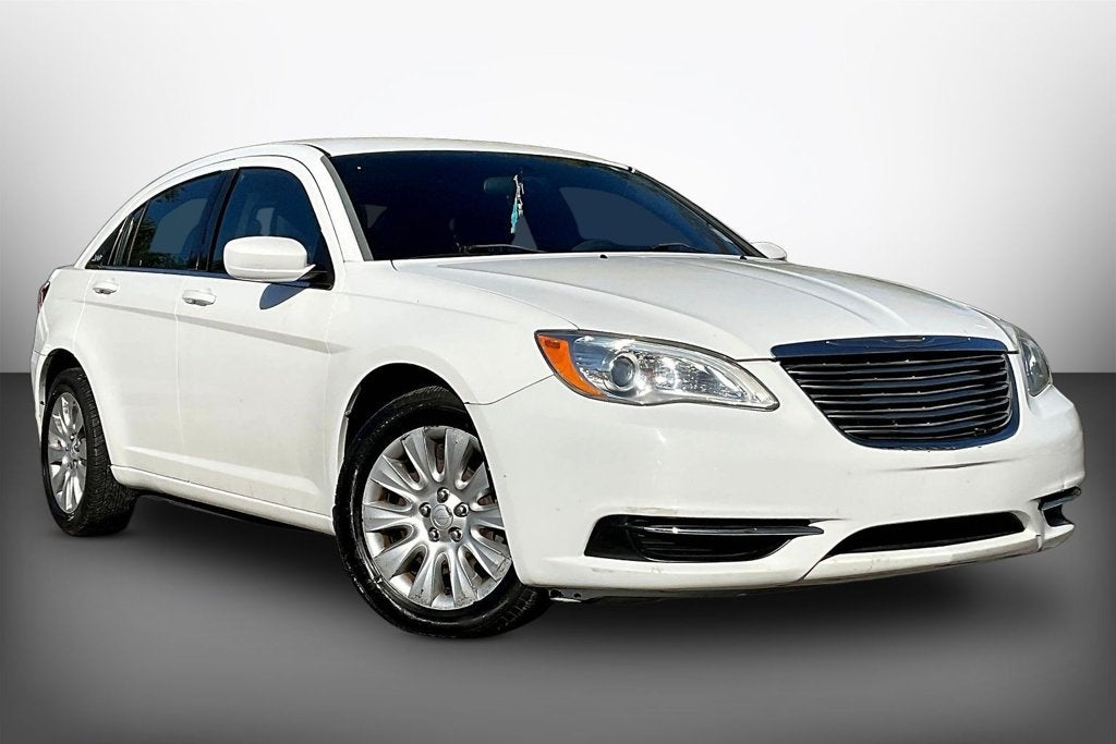 2013 Chrysler 200 LX