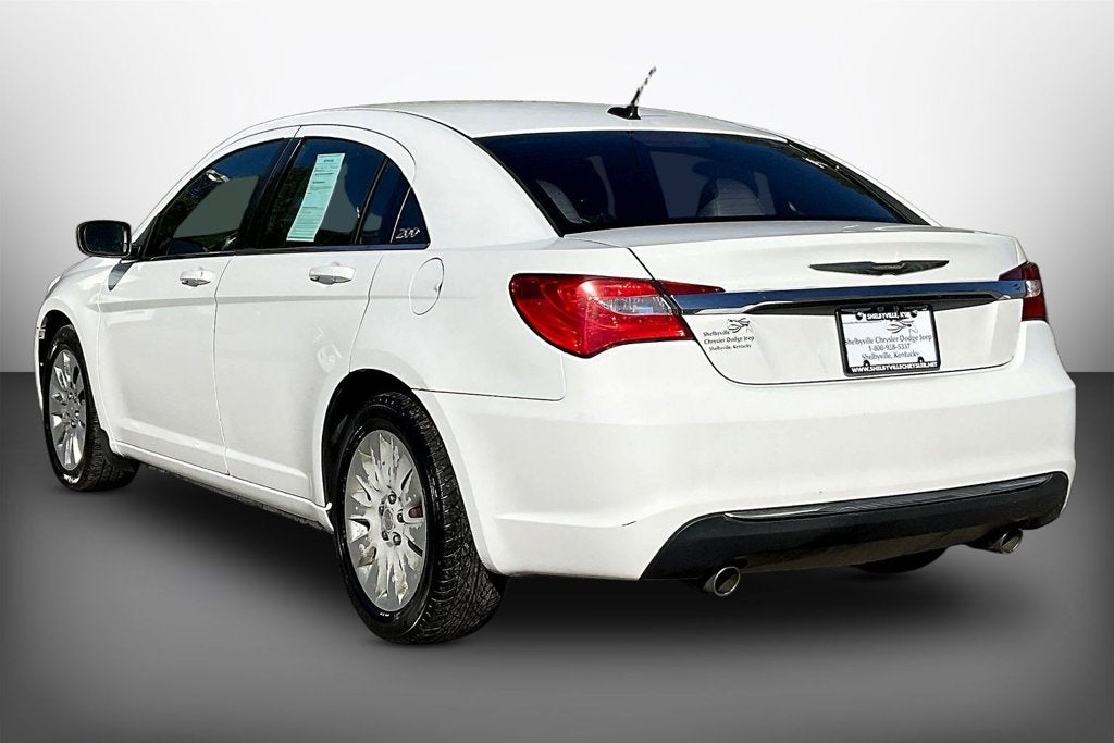 2013 Chrysler 200 LX