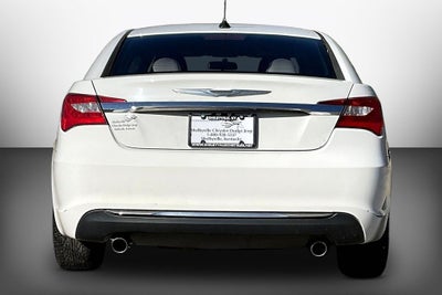 2013 Chrysler 200 LX