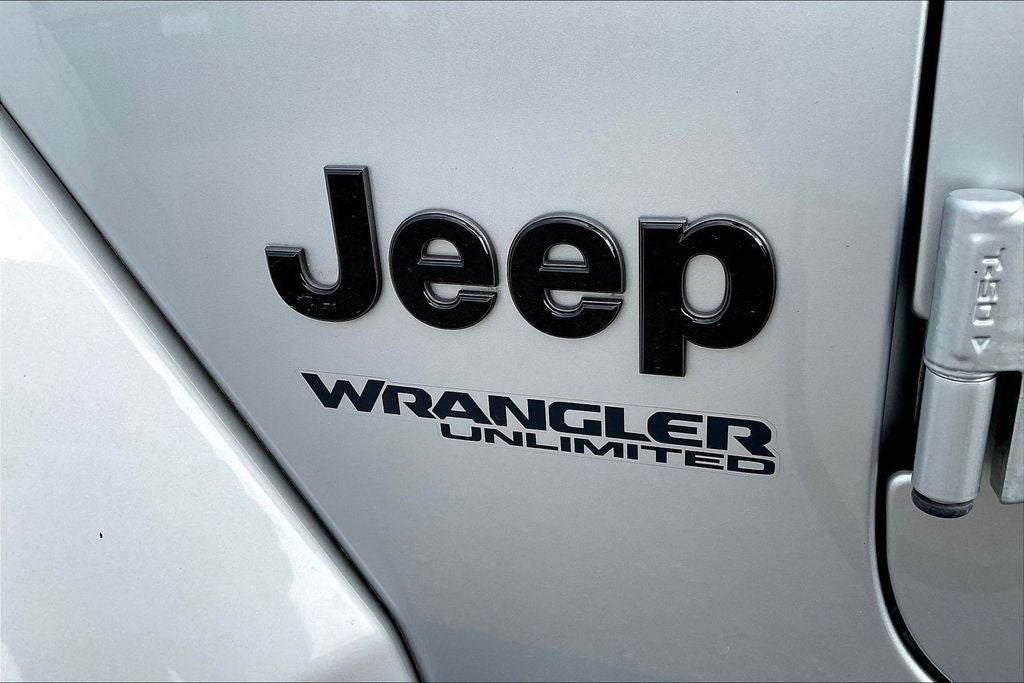 2022 Jeep Wrangler Unlimited Sahara High Altitude