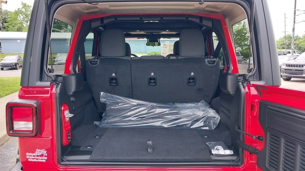 2025 Jeep Wrangler Sport S