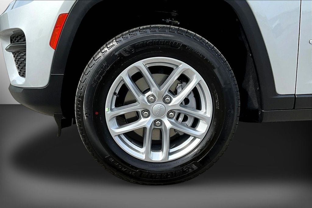 2026 Jeep Grand Cherokee Laredo X