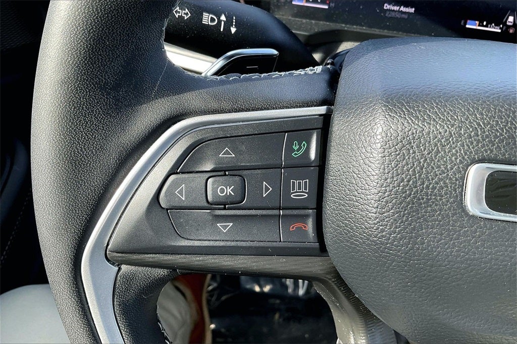 2024 Jeep Grand Cherokee Laredo