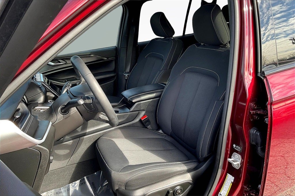 2024 Jeep Grand Cherokee Laredo