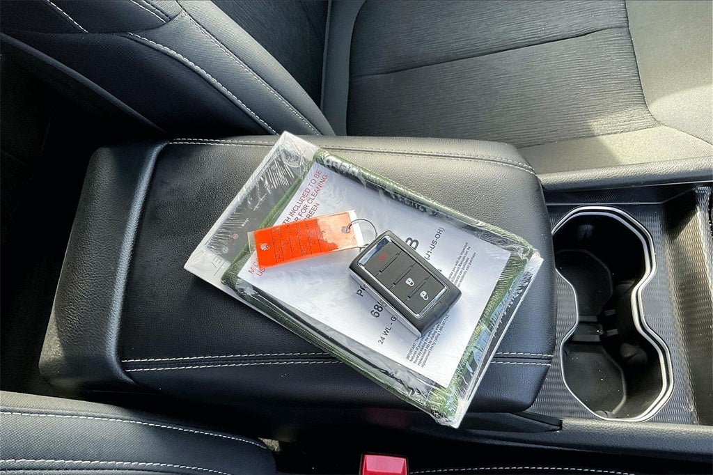 2024 Jeep Grand Cherokee Laredo