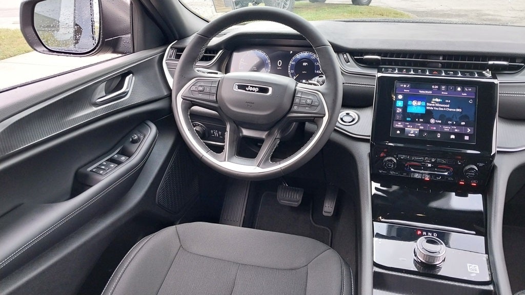 2025 Jeep Grand Cherokee Laredo X