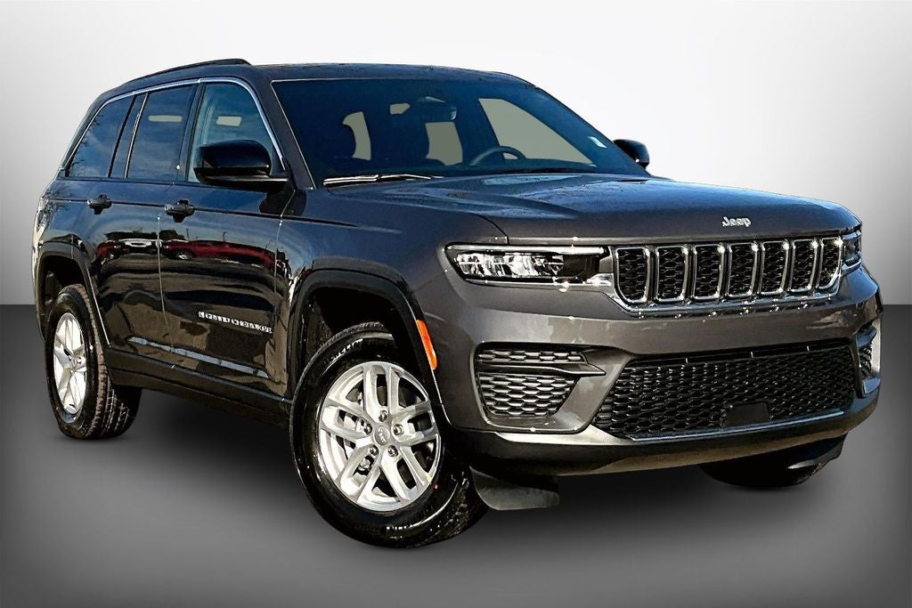 2026 Jeep Grand Cherokee Laredo