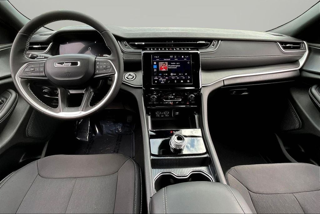 2026 Jeep Grand Cherokee Laredo X