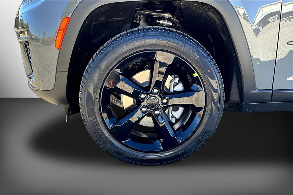 2027 Jeep Grand Cherokee Limited