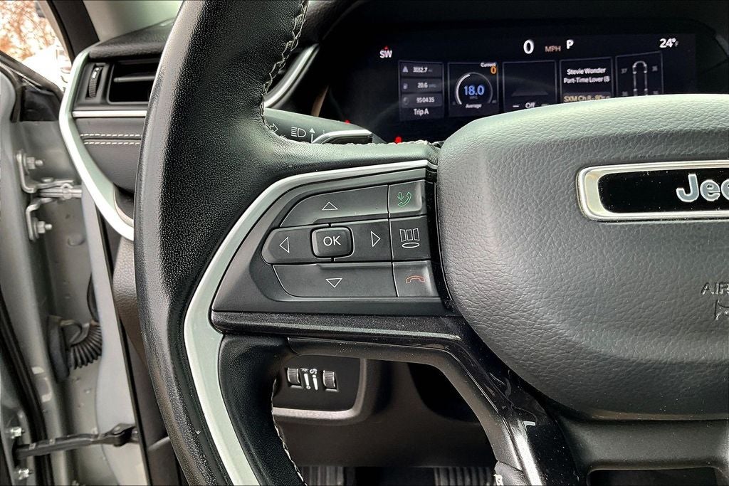 2021 Jeep Grand Cherokee L Laredo