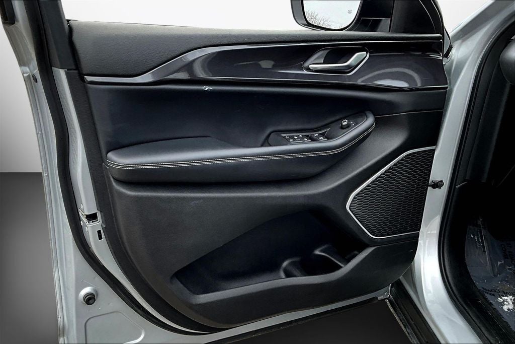 2021 Jeep Grand Cherokee L Laredo