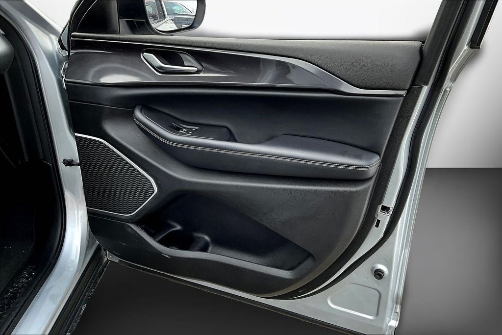 2021 Jeep Grand Cherokee L Laredo