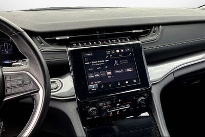 2021 Jeep Grand Cherokee L Laredo