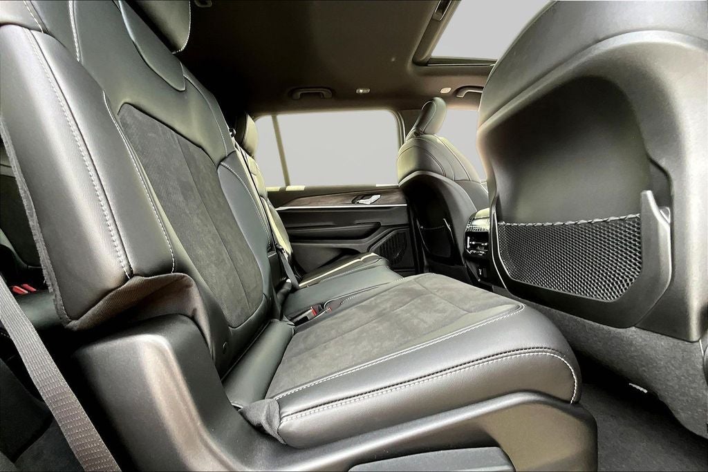 2026 Jeep Grand Cherokee L Altitude