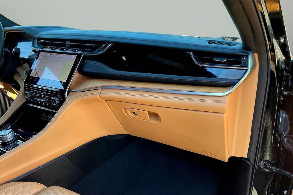 2023 Jeep Grand Cherokee L Summit