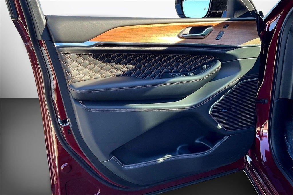 2025 Jeep Grand Cherokee L Summit