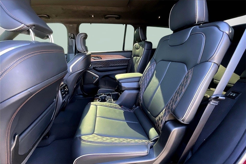 2025 Jeep Grand Cherokee L Summit