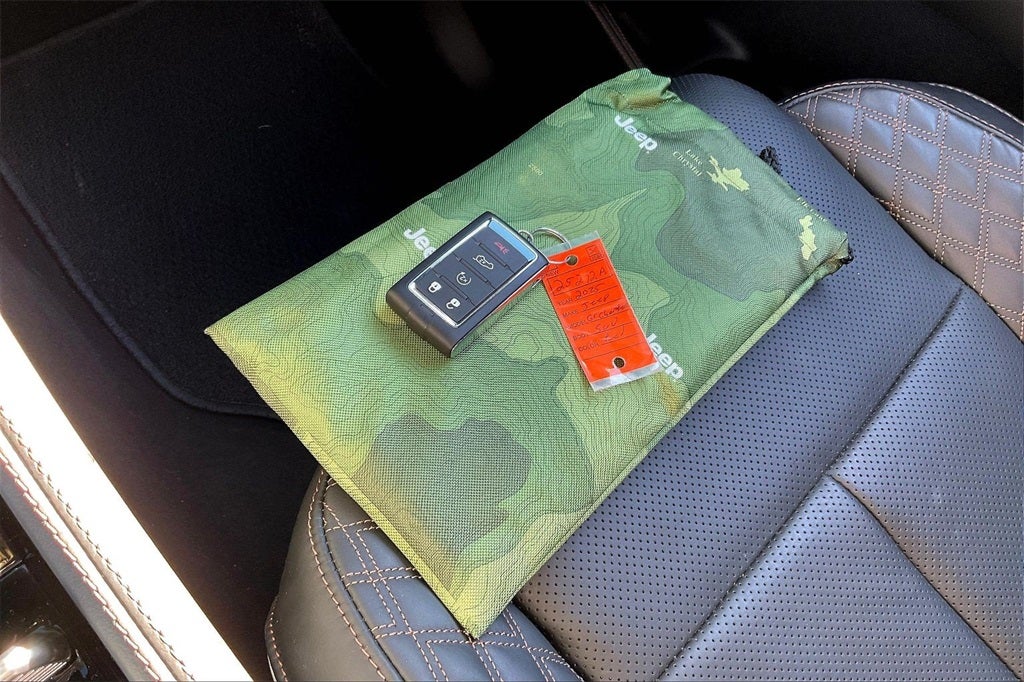 2025 Jeep Grand Cherokee L Summit