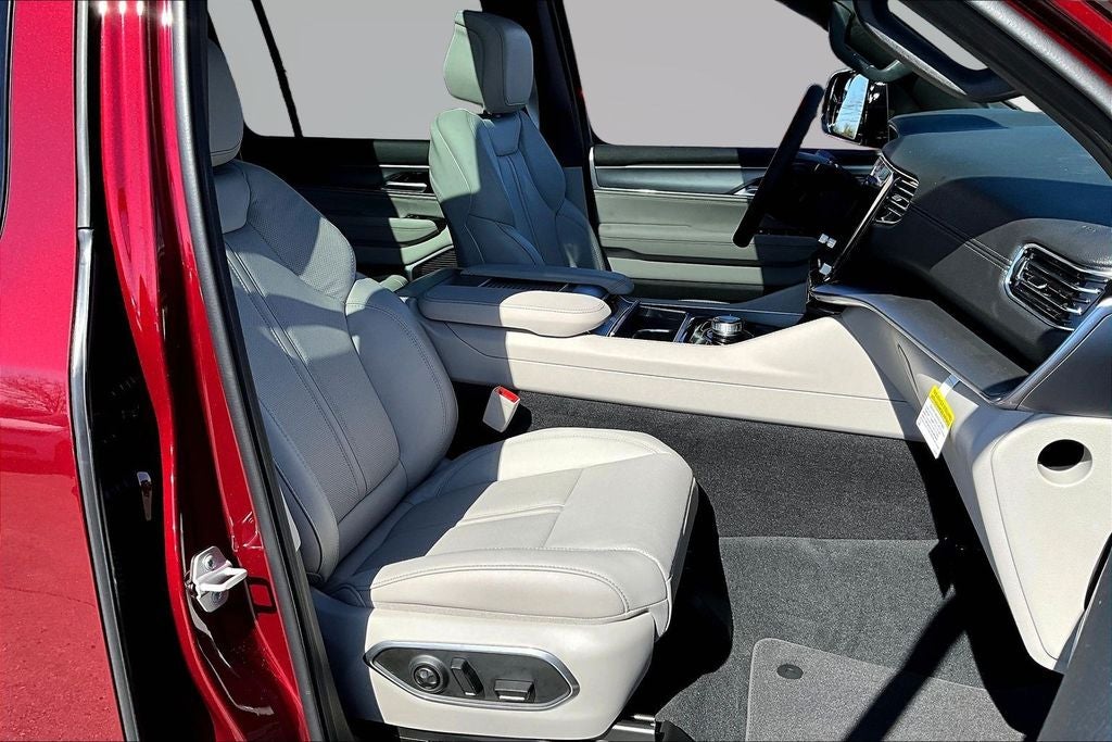 2026 Jeep Grand Wagoneer L GRAND WAGONEER L 4X4