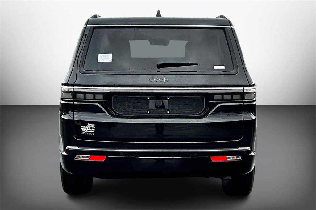 2026 Jeep Grand Wagoneer Base