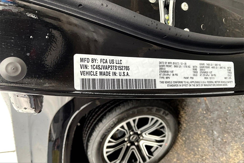 2026 Jeep Grand Wagoneer Base