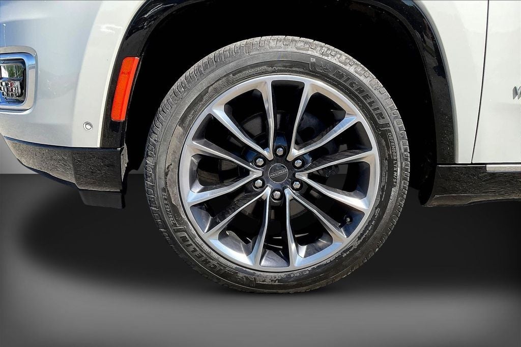 2022 Jeep Wagoneer Series III