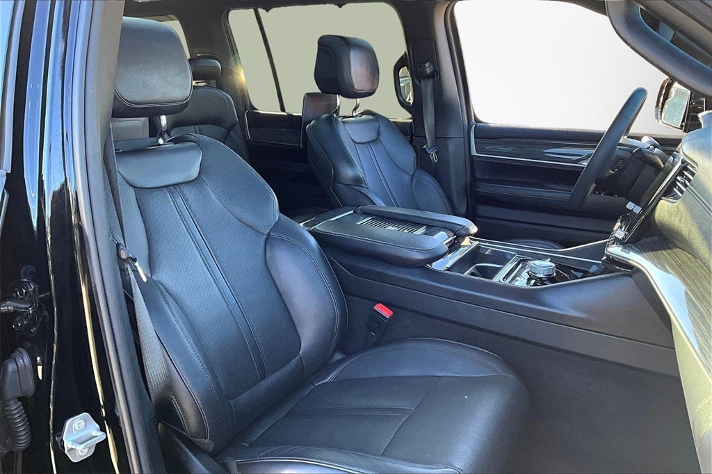 2022 Jeep Wagoneer Series III