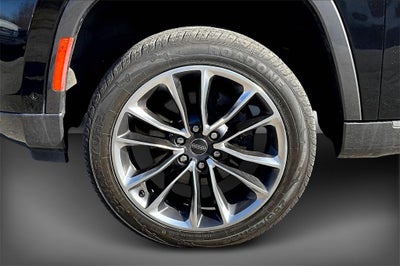 2022 Jeep Wagoneer Series III