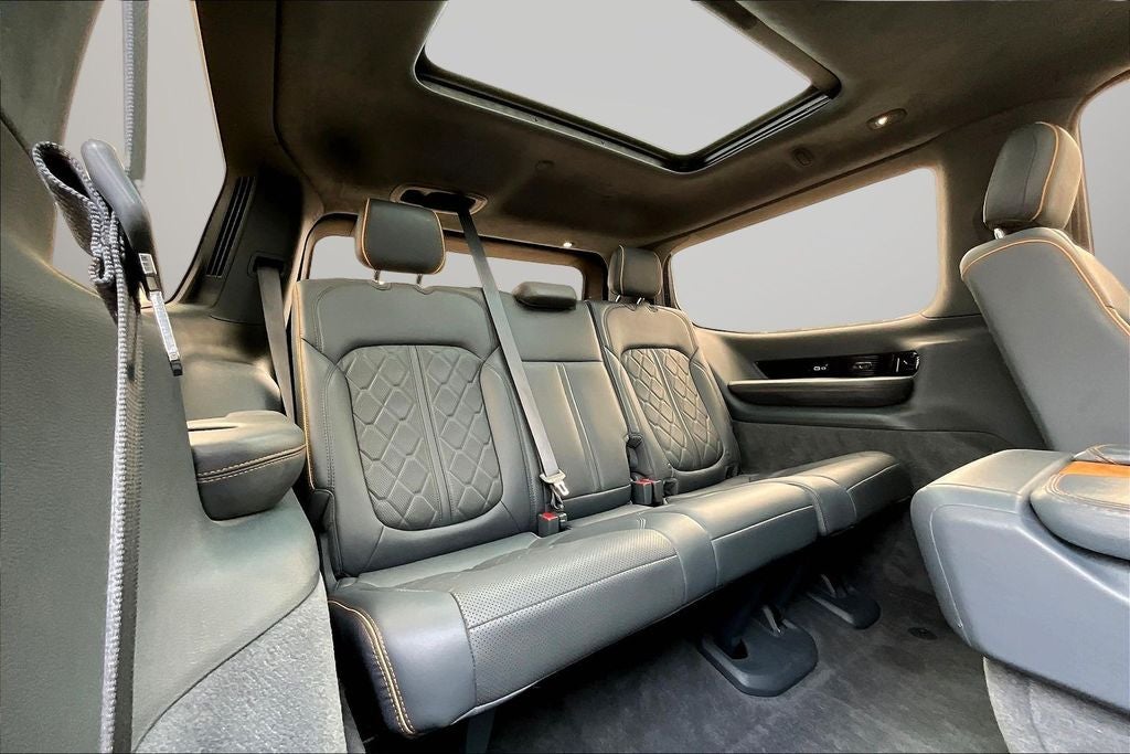 2022 Jeep Grand Wagoneer Series III