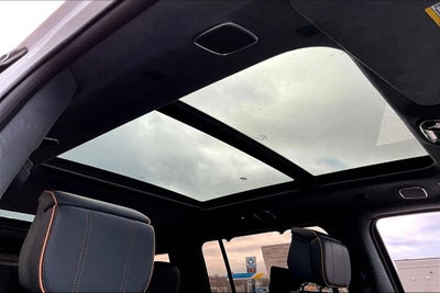 2022 Jeep Grand Wagoneer Series III