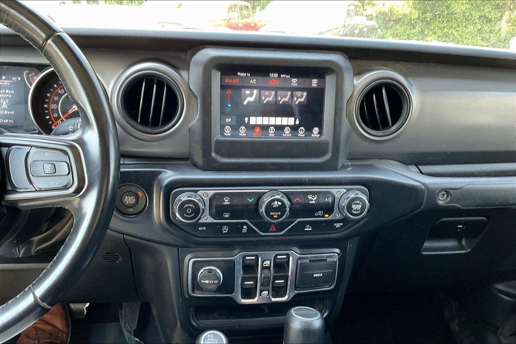 2022 Jeep Gladiator Willys