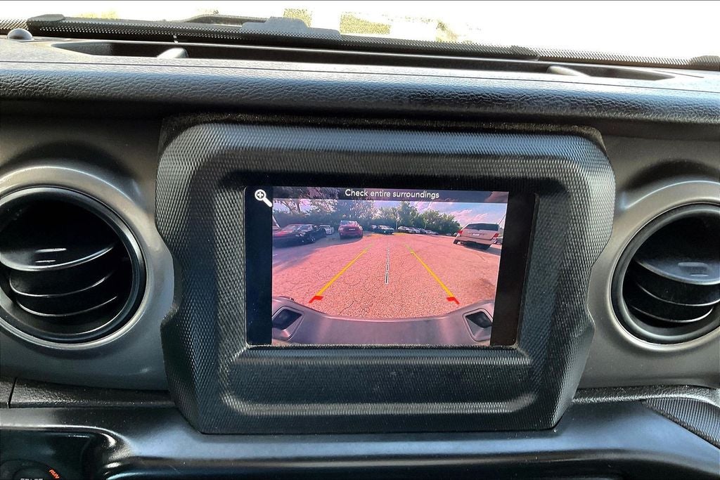 2022 Jeep Gladiator Sport