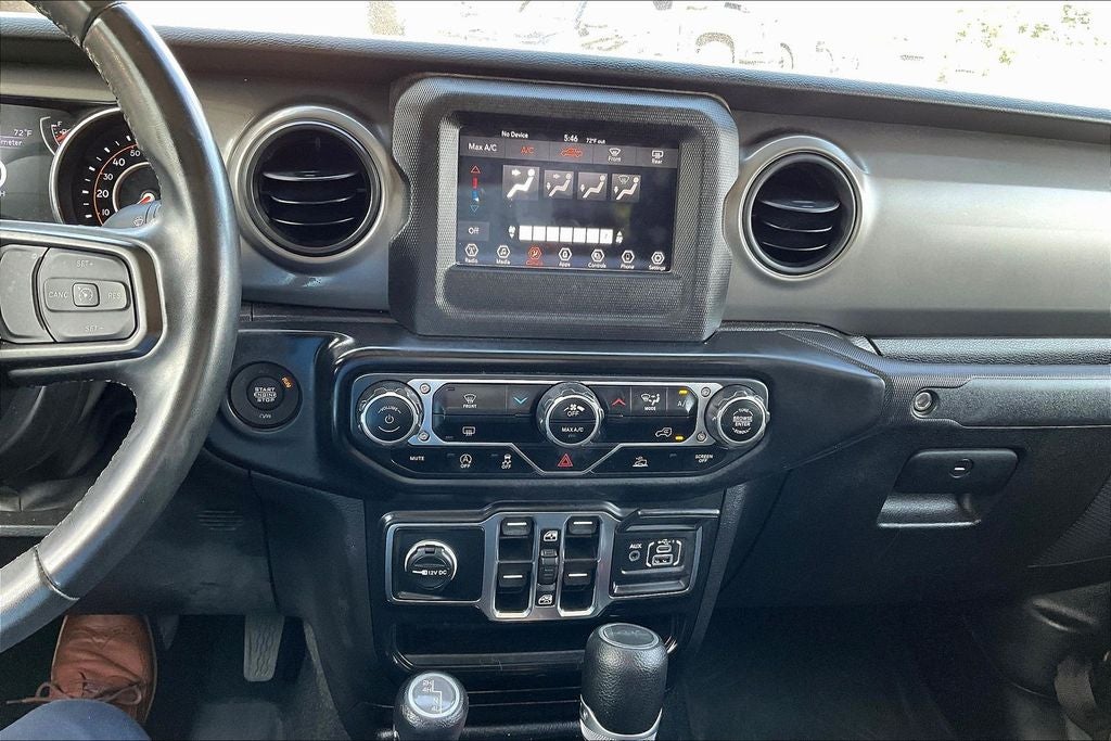 2022 Jeep Gladiator Sport