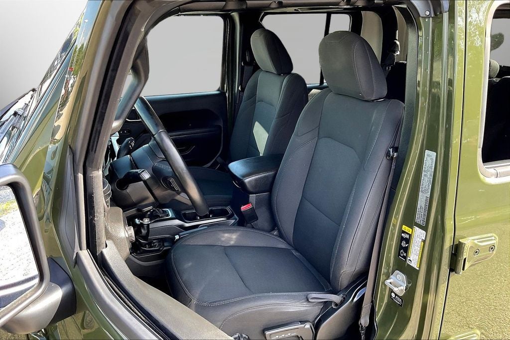 2022 Jeep Gladiator Sport