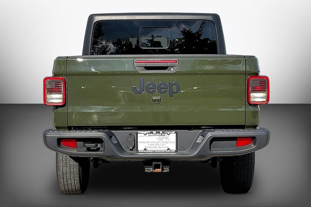 2022 Jeep Gladiator Sport