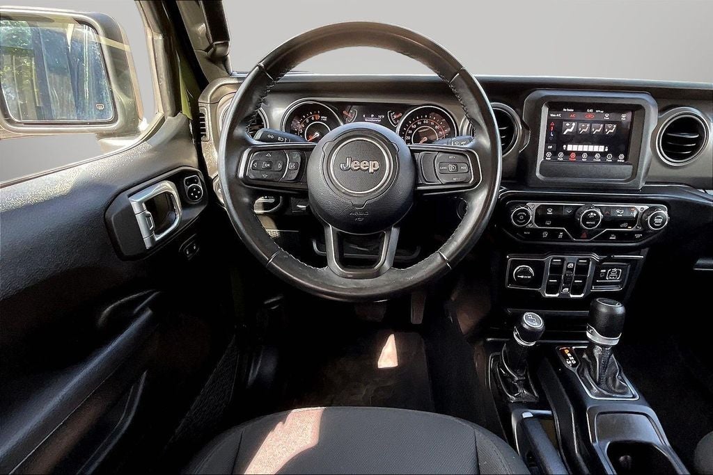 2022 Jeep Gladiator Sport