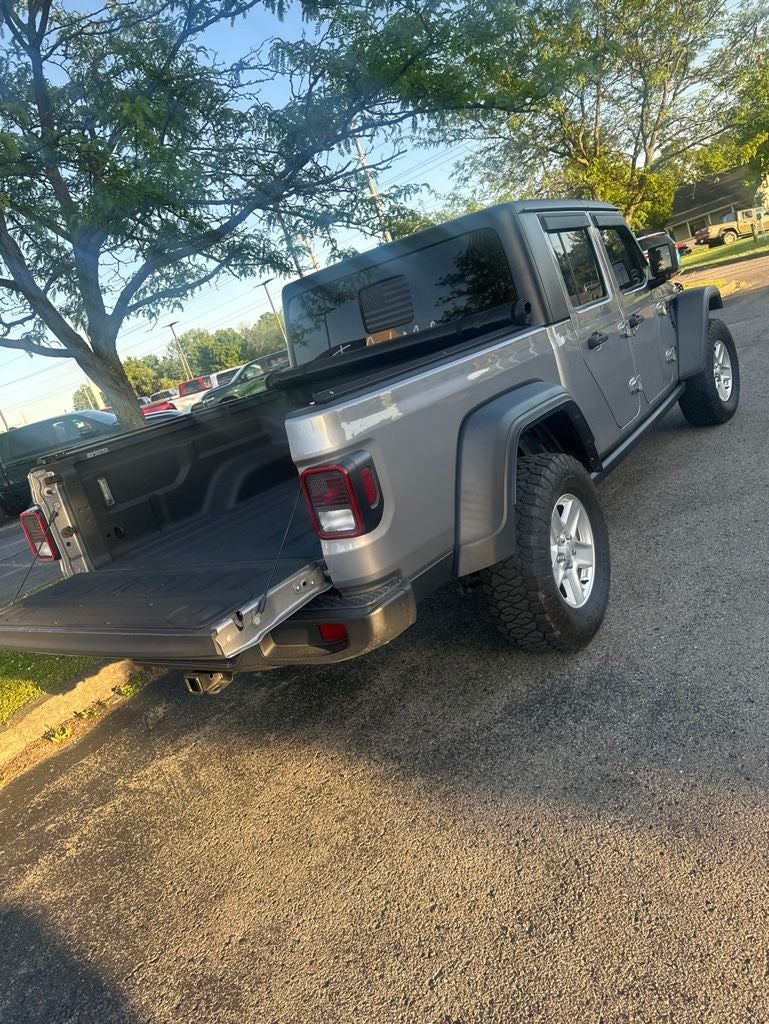 2020 Jeep Gladiator Sport