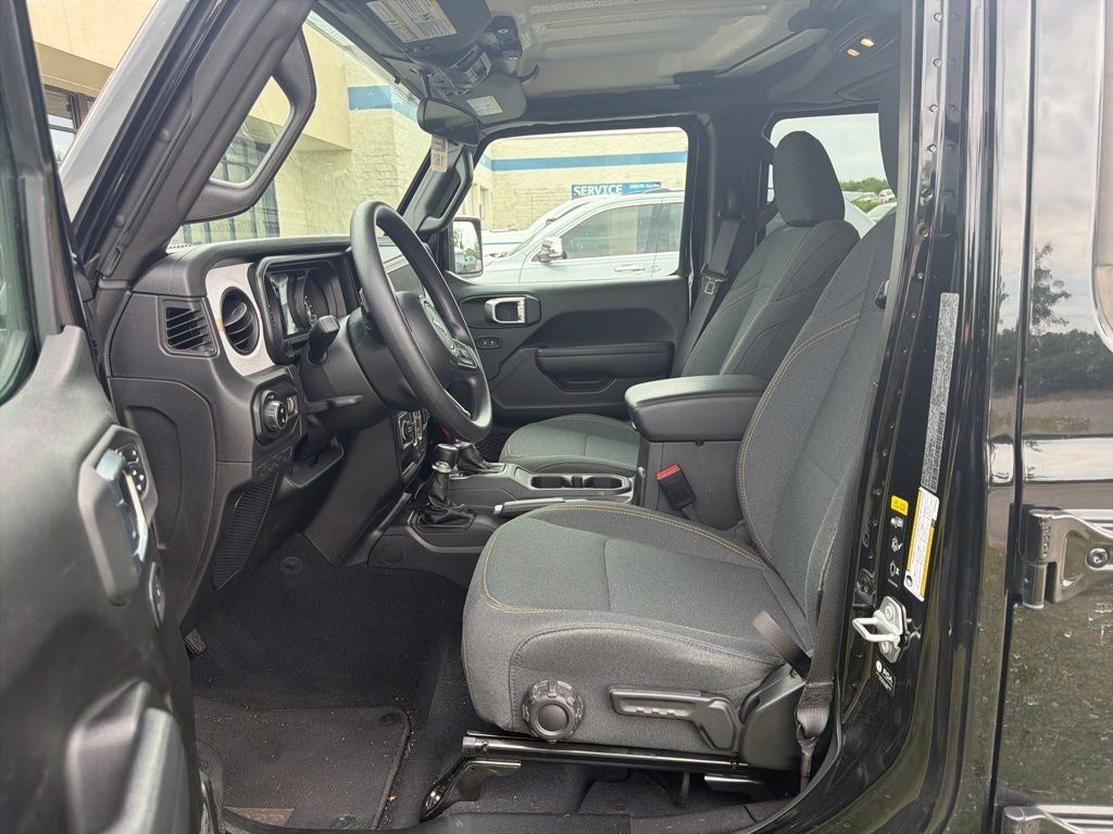 2025 Jeep Gladiator Nighthawk