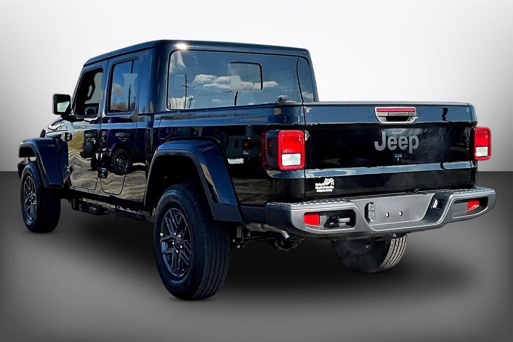 2026 Jeep Gladiator Sport S