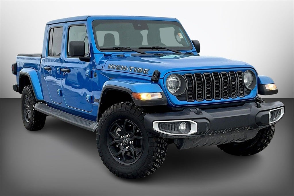 2025 Jeep Gladiator Sport photo 3
