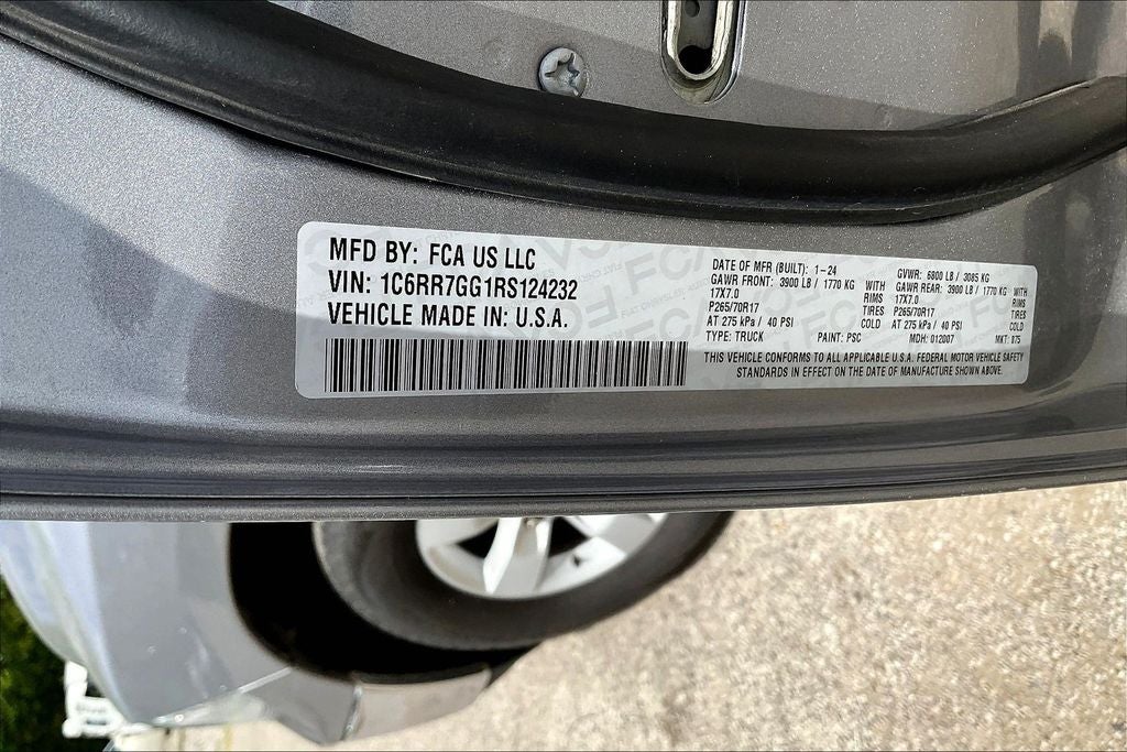 2024 RAM 1500 Classic SLT