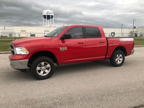 2021 RAM 1500 Classic SLT Crew Cab 4x4 5'7' Box