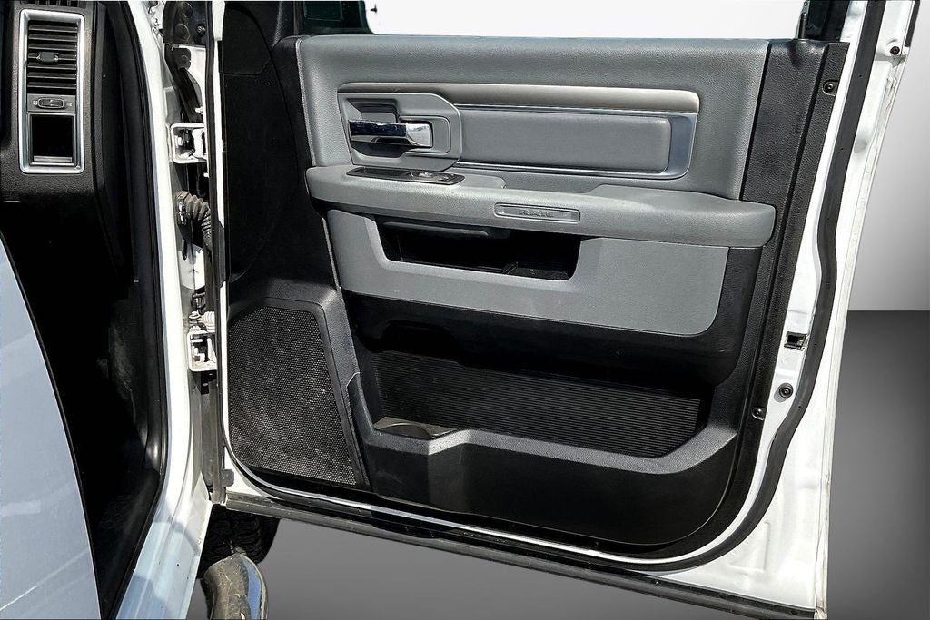 2020 RAM 1500 Classic SLT