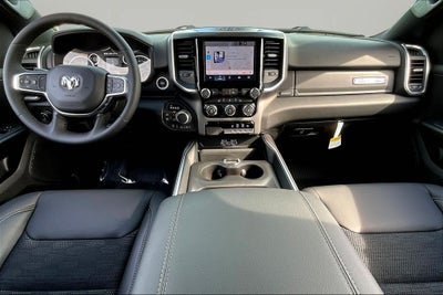 2027 RAM 1500 Big Horn/Lone Star