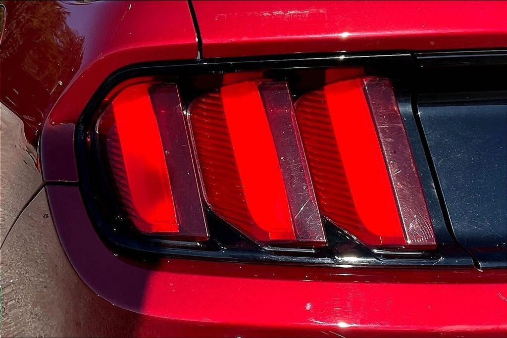 2017 Ford Mustang EcoBoost Premium