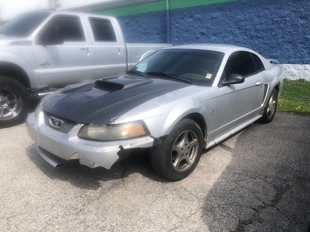 2003 Ford Mustang V6